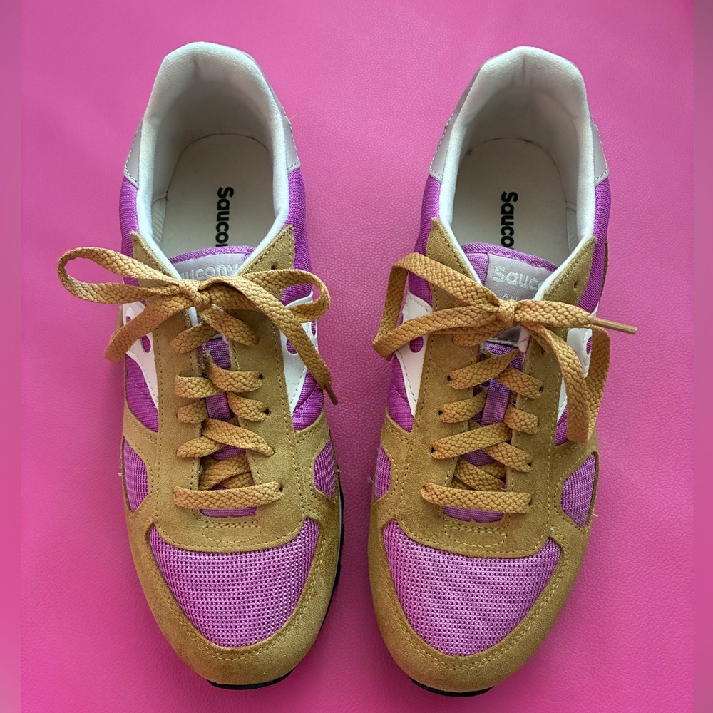 Saucony Women's Shadow Sneaker Pink/Tan Combo